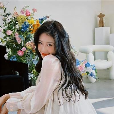 跳舞的红色公交